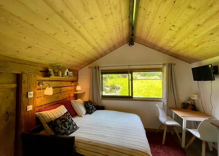 Les Du Glacier - Mazot Des Glaces - *